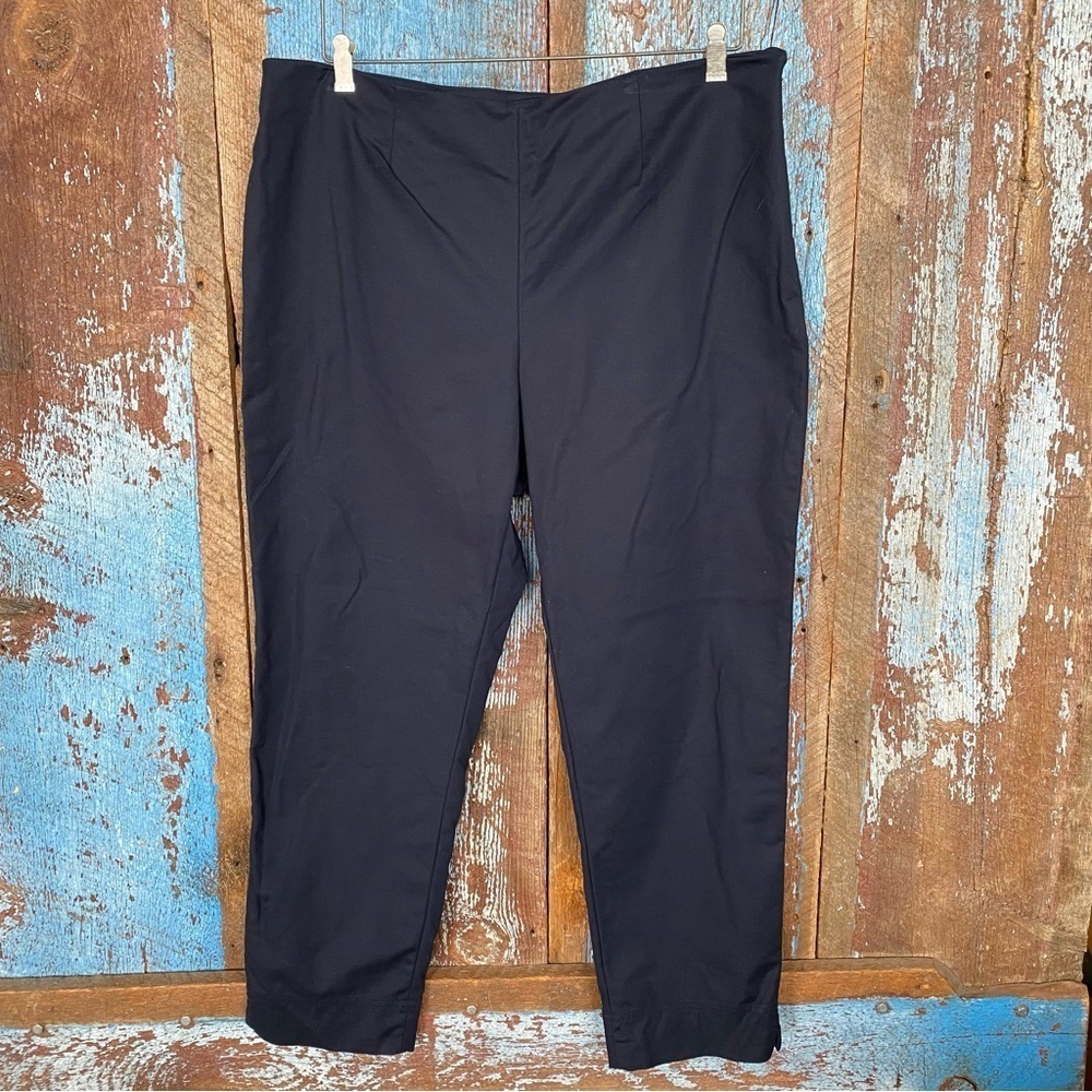 Ellen Tracy Navy Capri Dress Pant